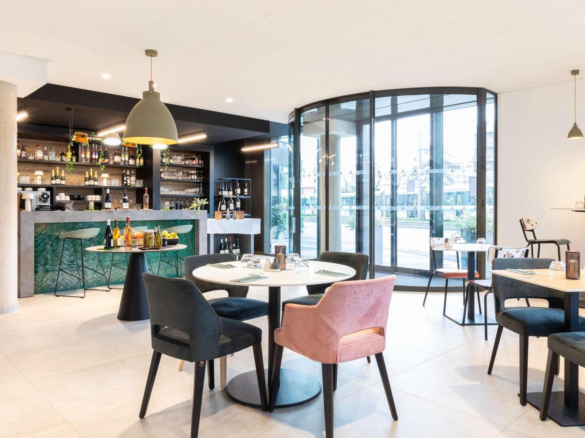 Hotel Ibis Styles Bezons Paris La Defense Esterno foto