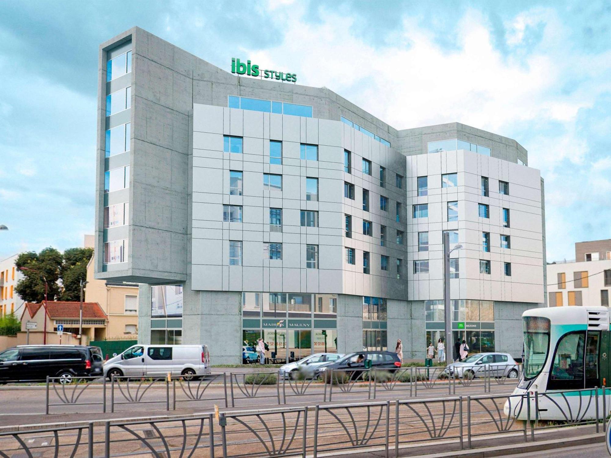 Hotel Ibis Styles Bezons Paris La Defense Esterno foto