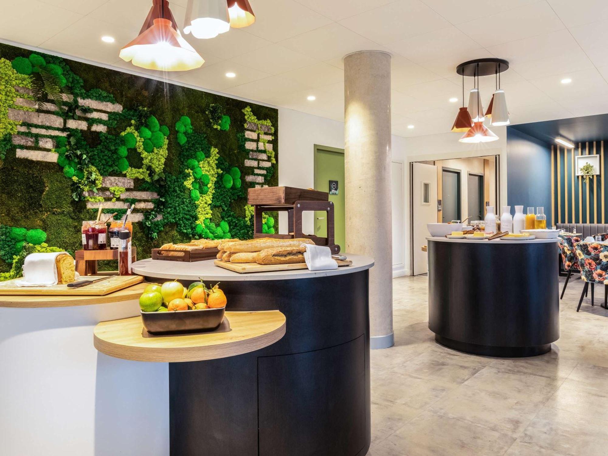 Hotel Ibis Styles Bezons Paris La Defense Esterno foto