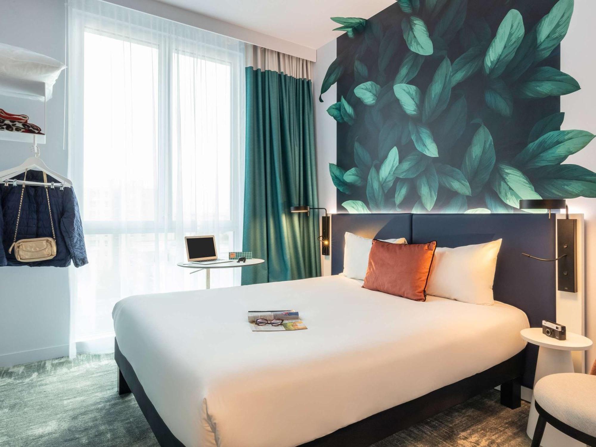 Hotel Ibis Styles Bezons Paris La Defense Esterno foto